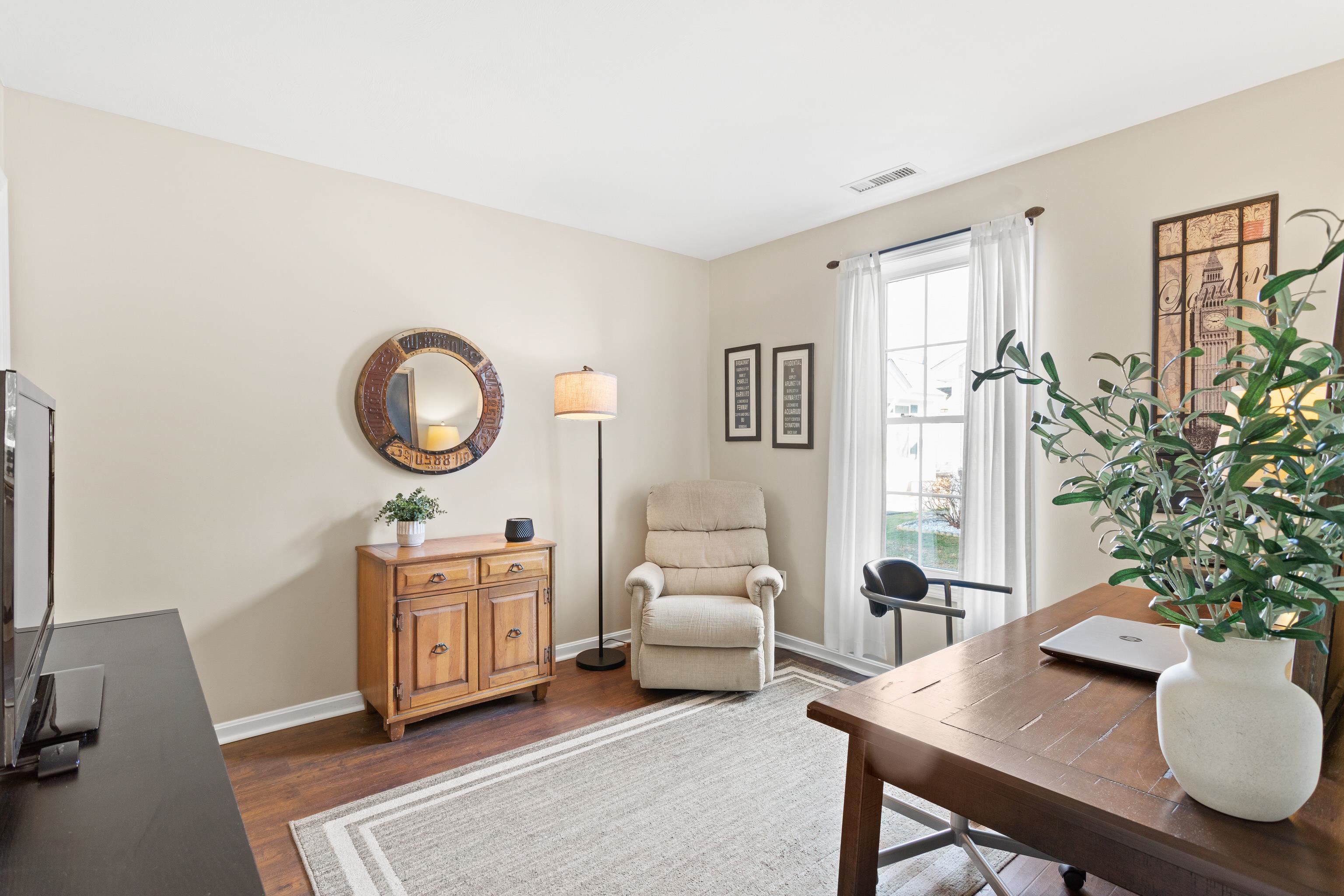 491 Mammoth Road Unit: 12