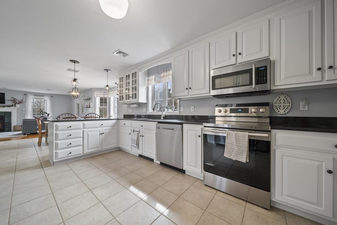 14 Gallant Drive