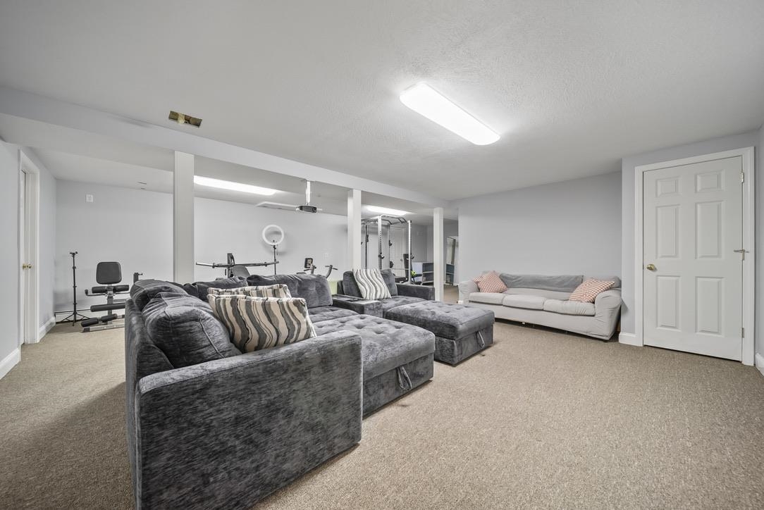 14 Gallant Drive