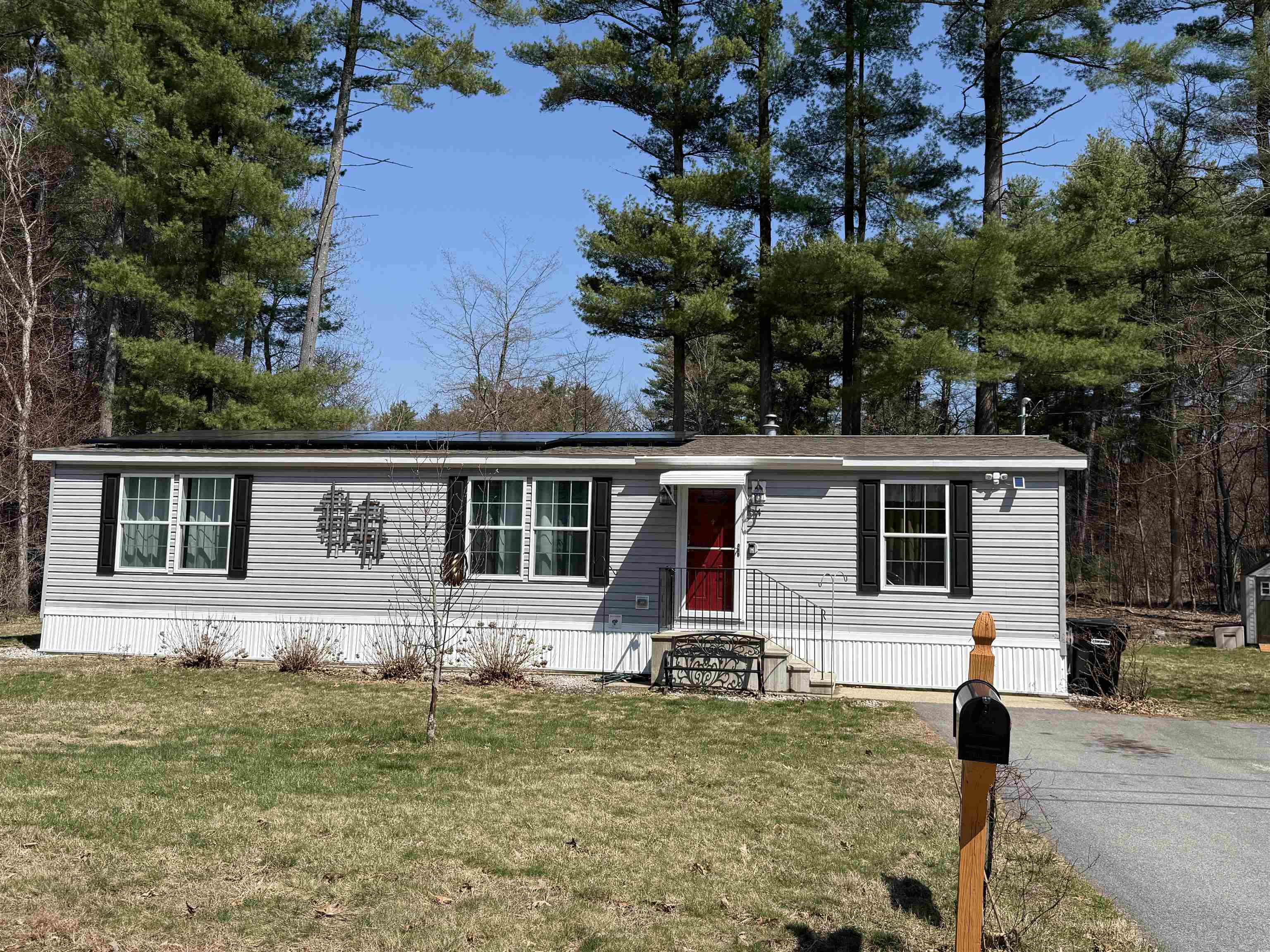 4 Ponderosa Avenue