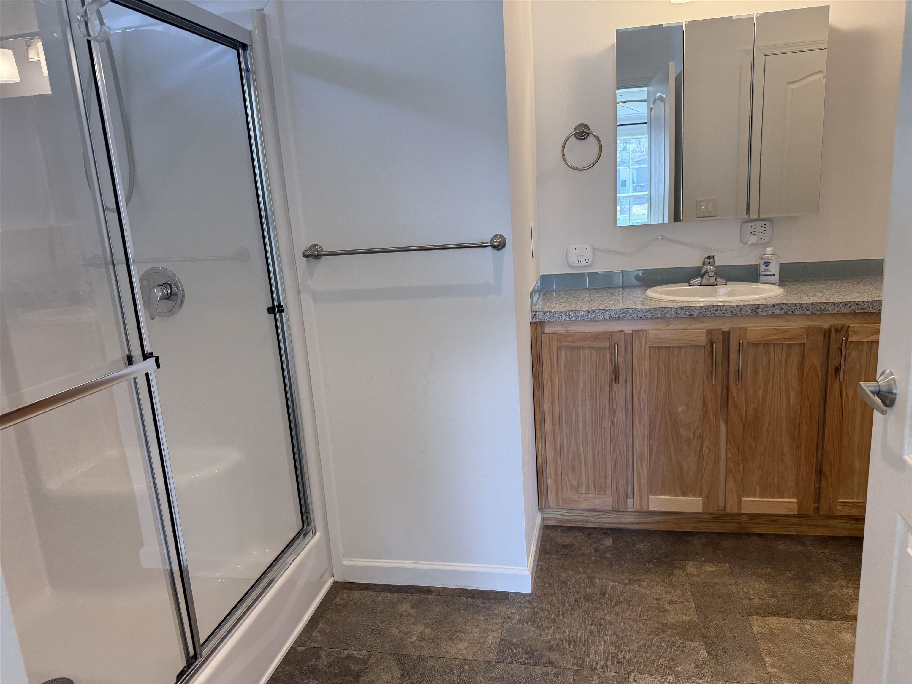 4 Ponderosa Avenue