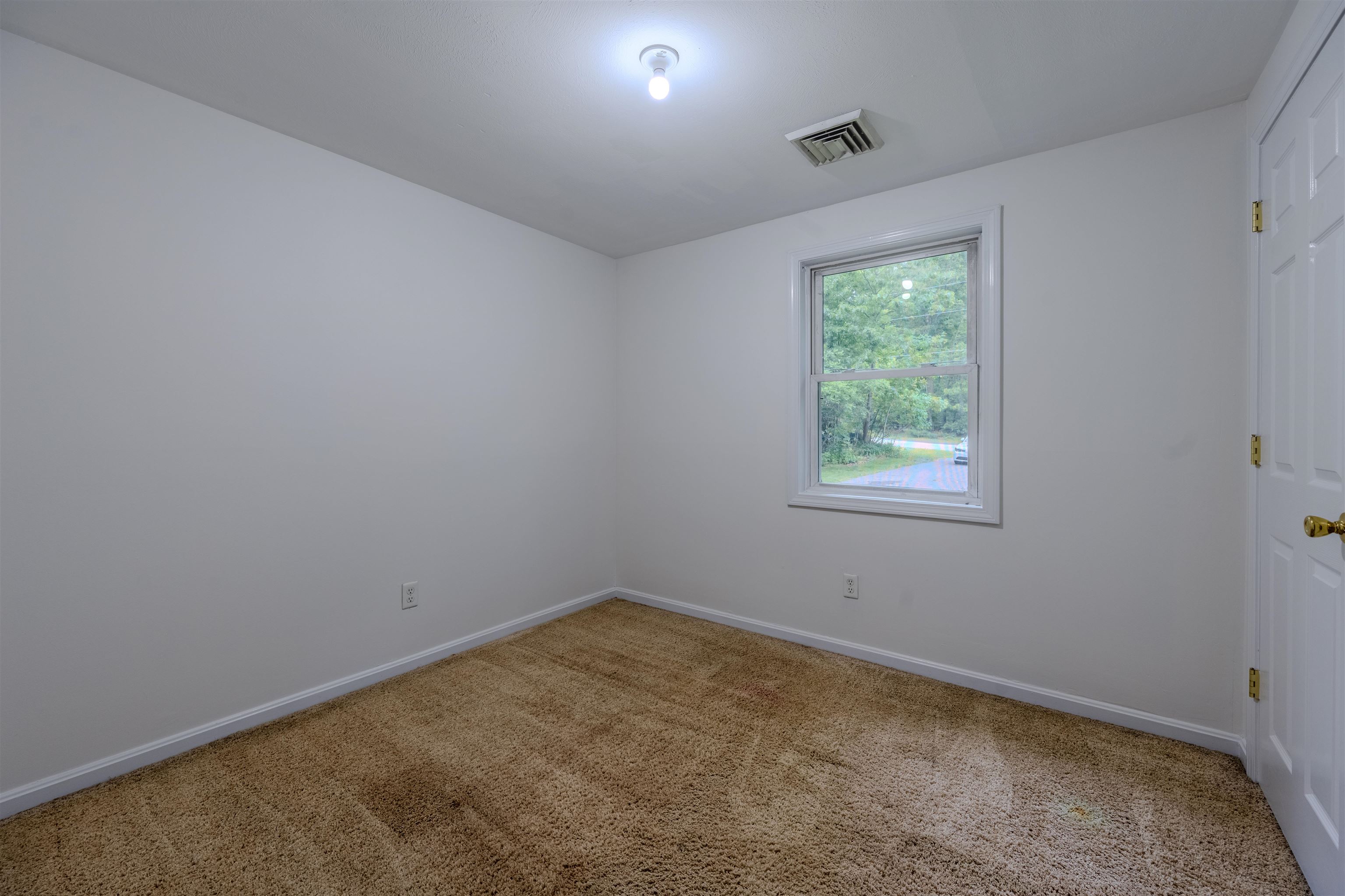 8 Overledge Drive