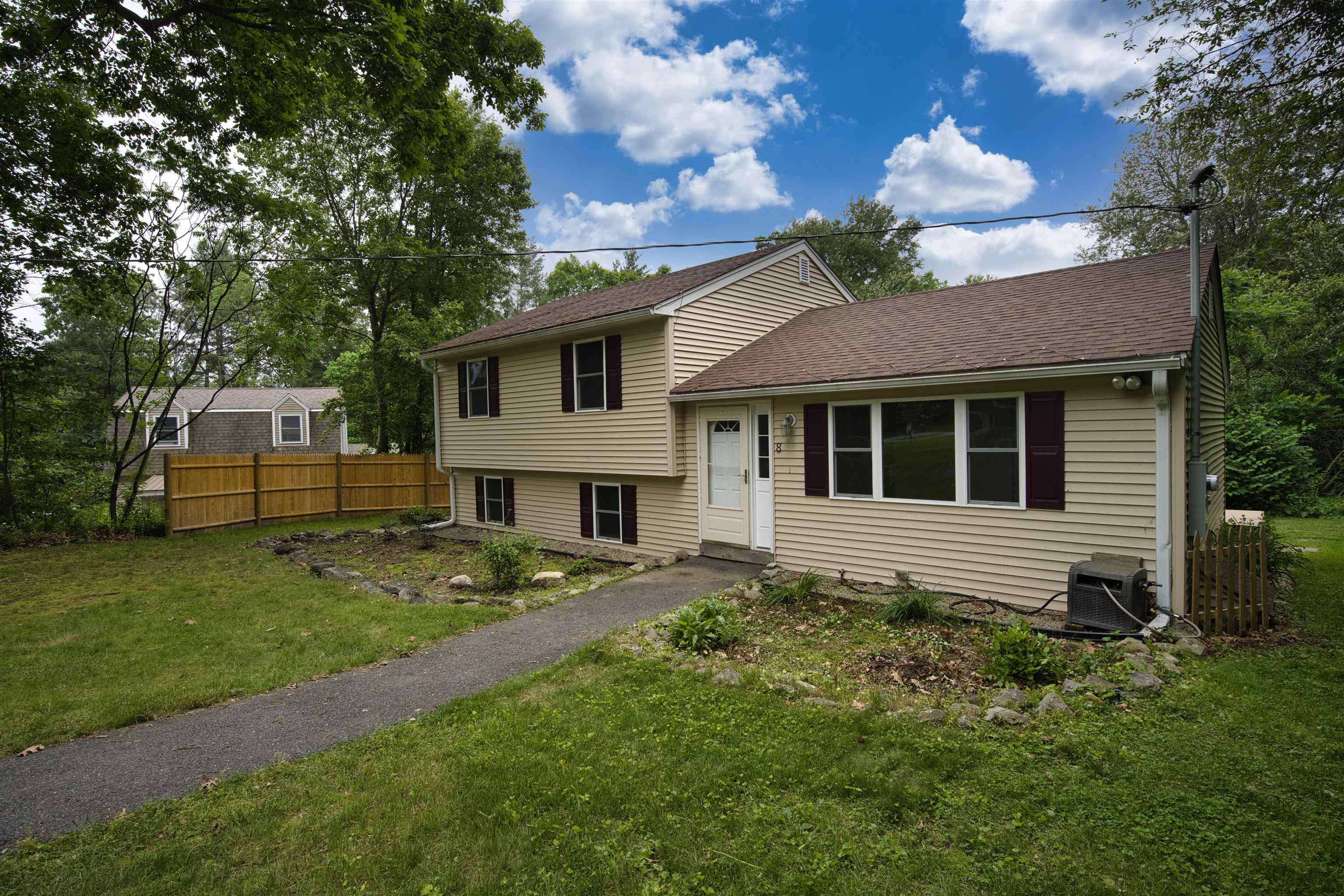 8 Overledge Drive