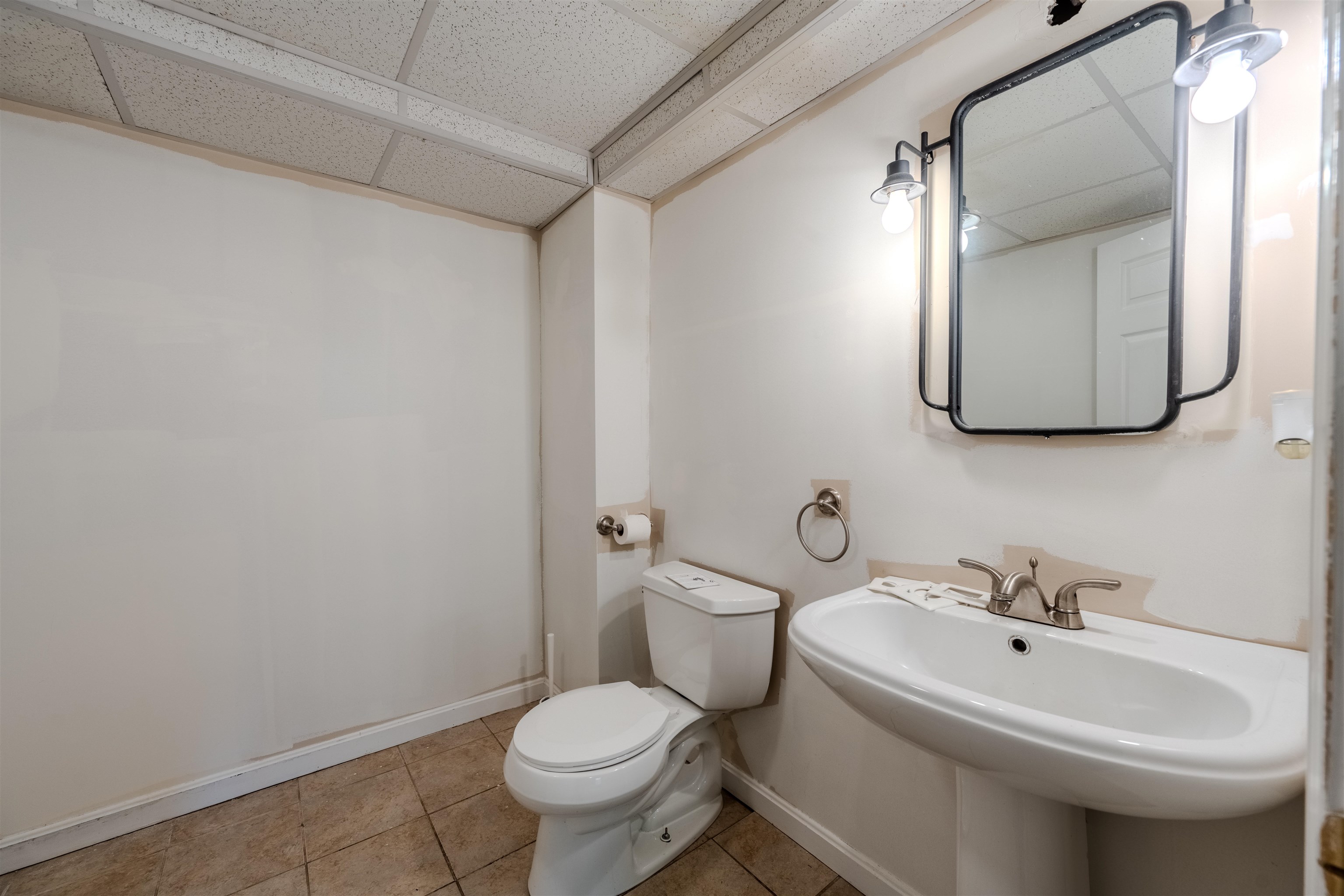 8 Overledge Drive