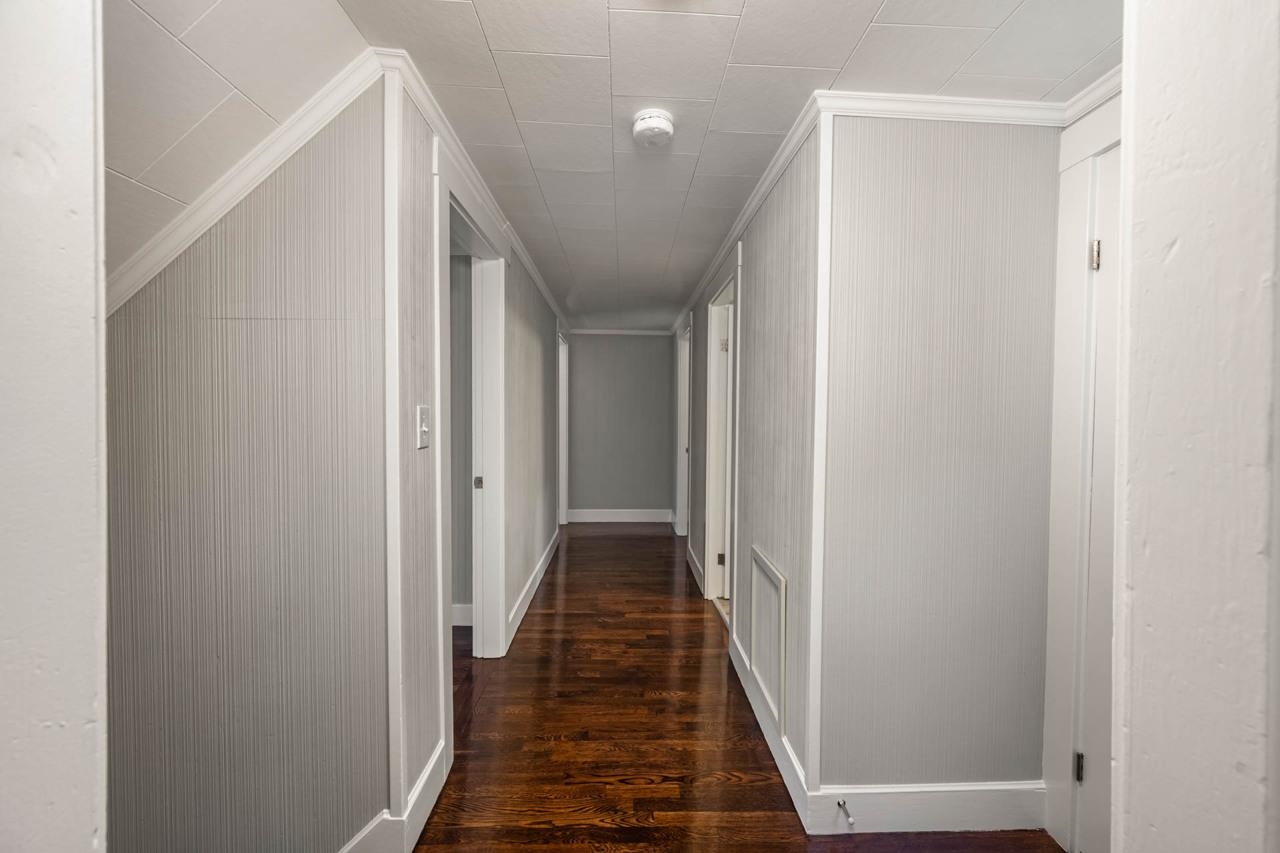 16 Mammoth Road