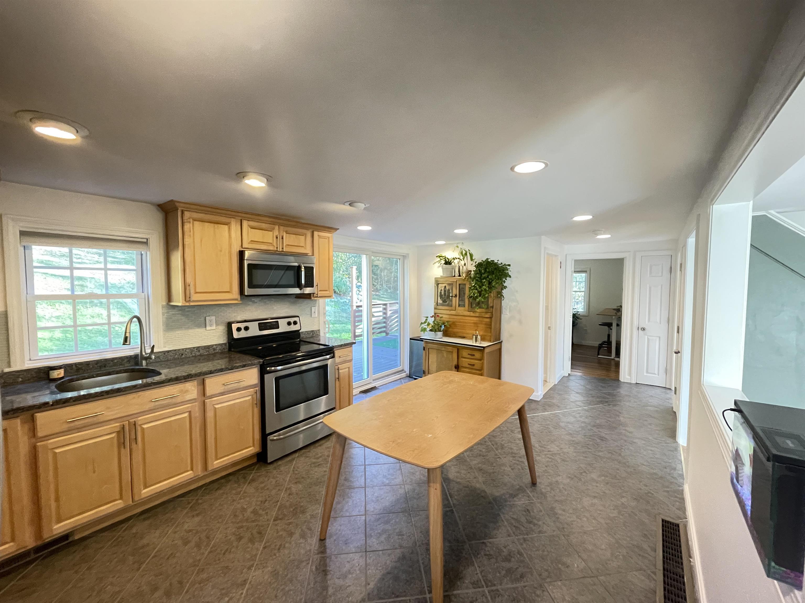 47 Hillcrest Lane