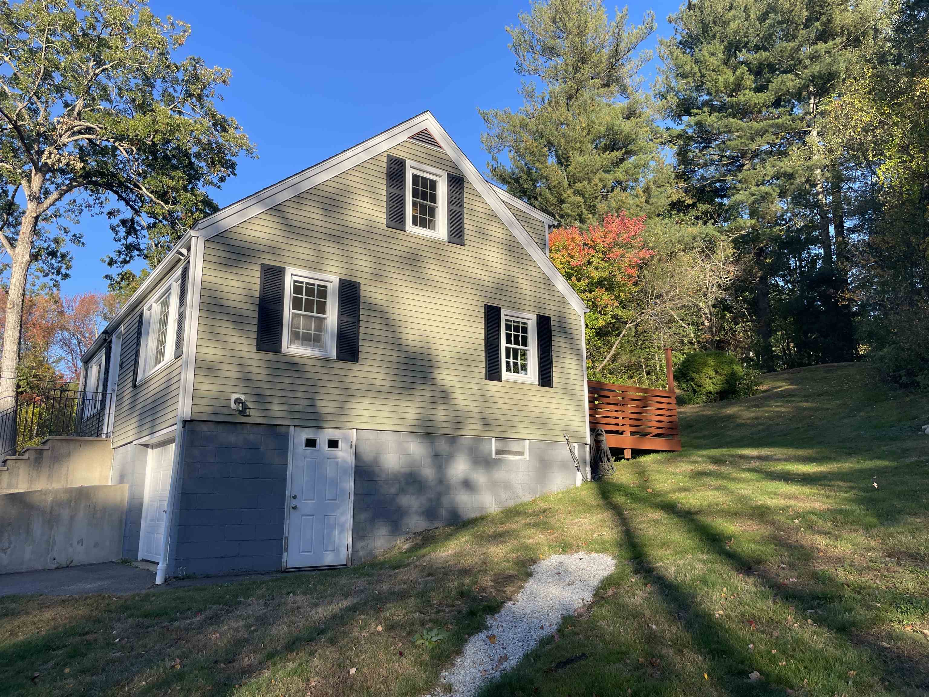 47 Hillcrest Lane