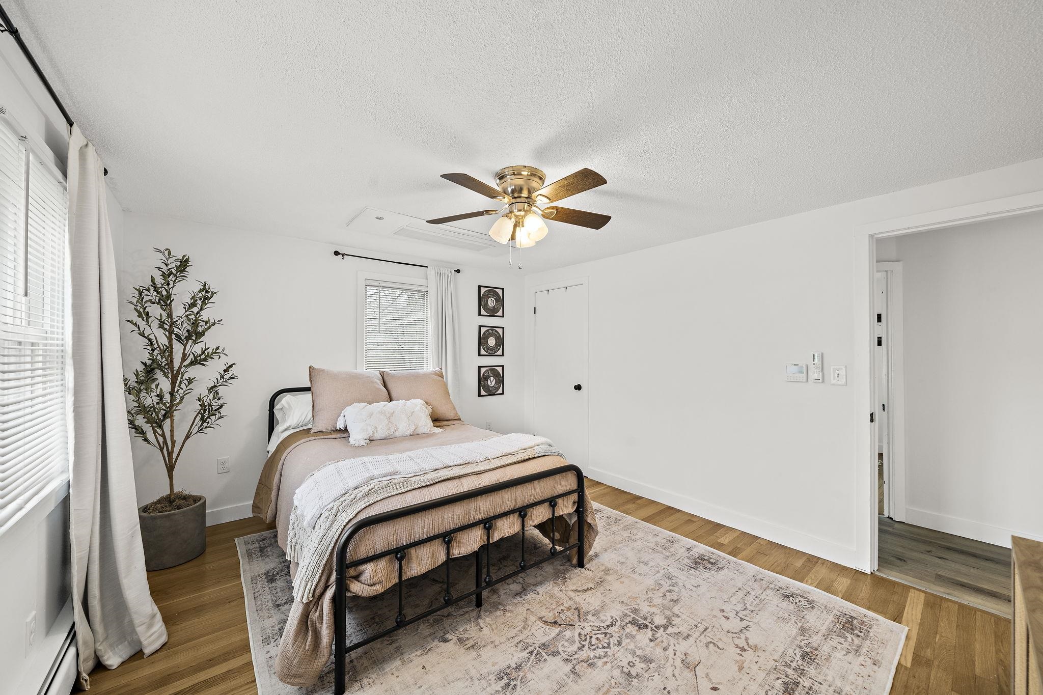 2 Iris Avenue