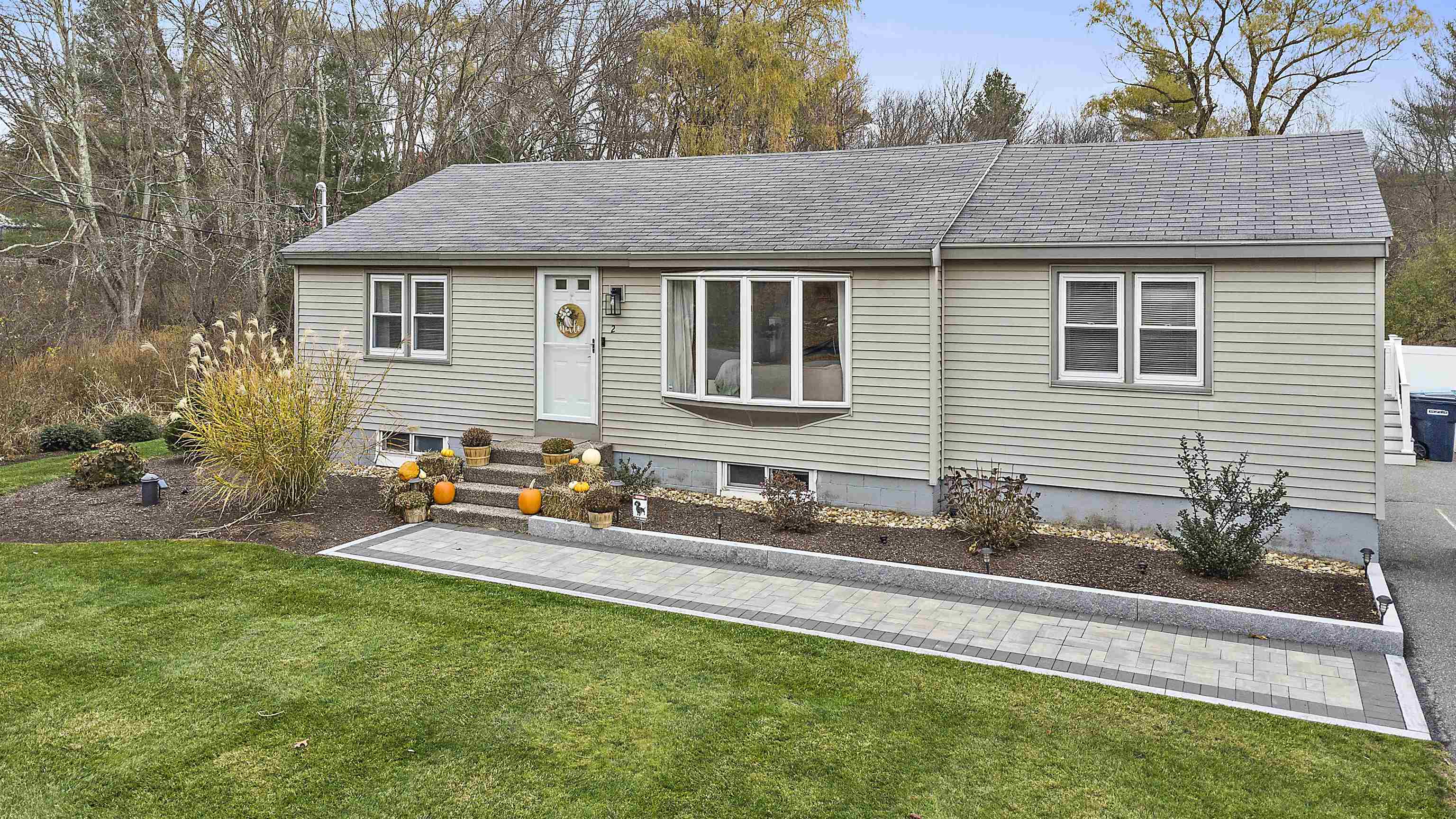 2 Iris Avenue