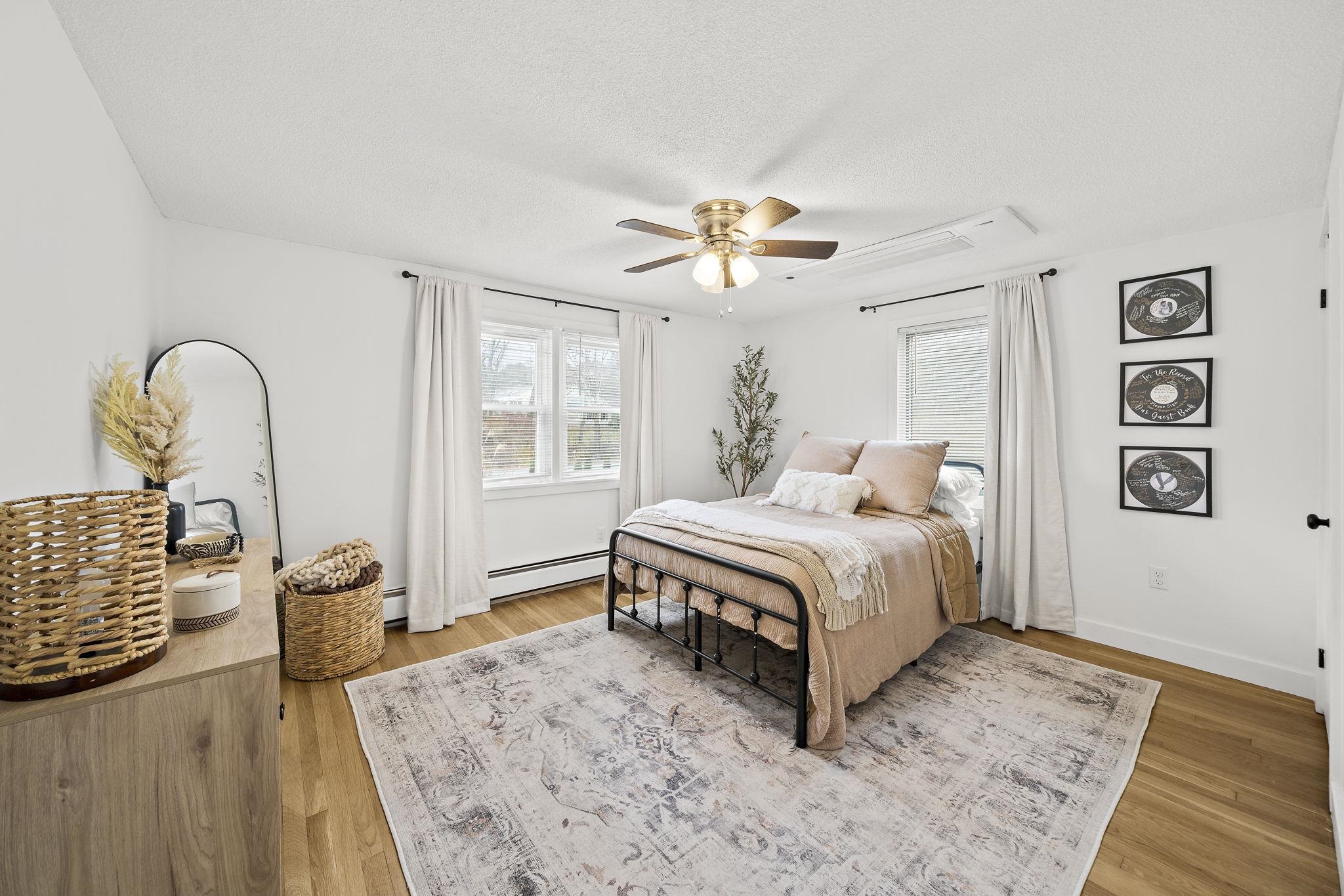 2 Iris Avenue
