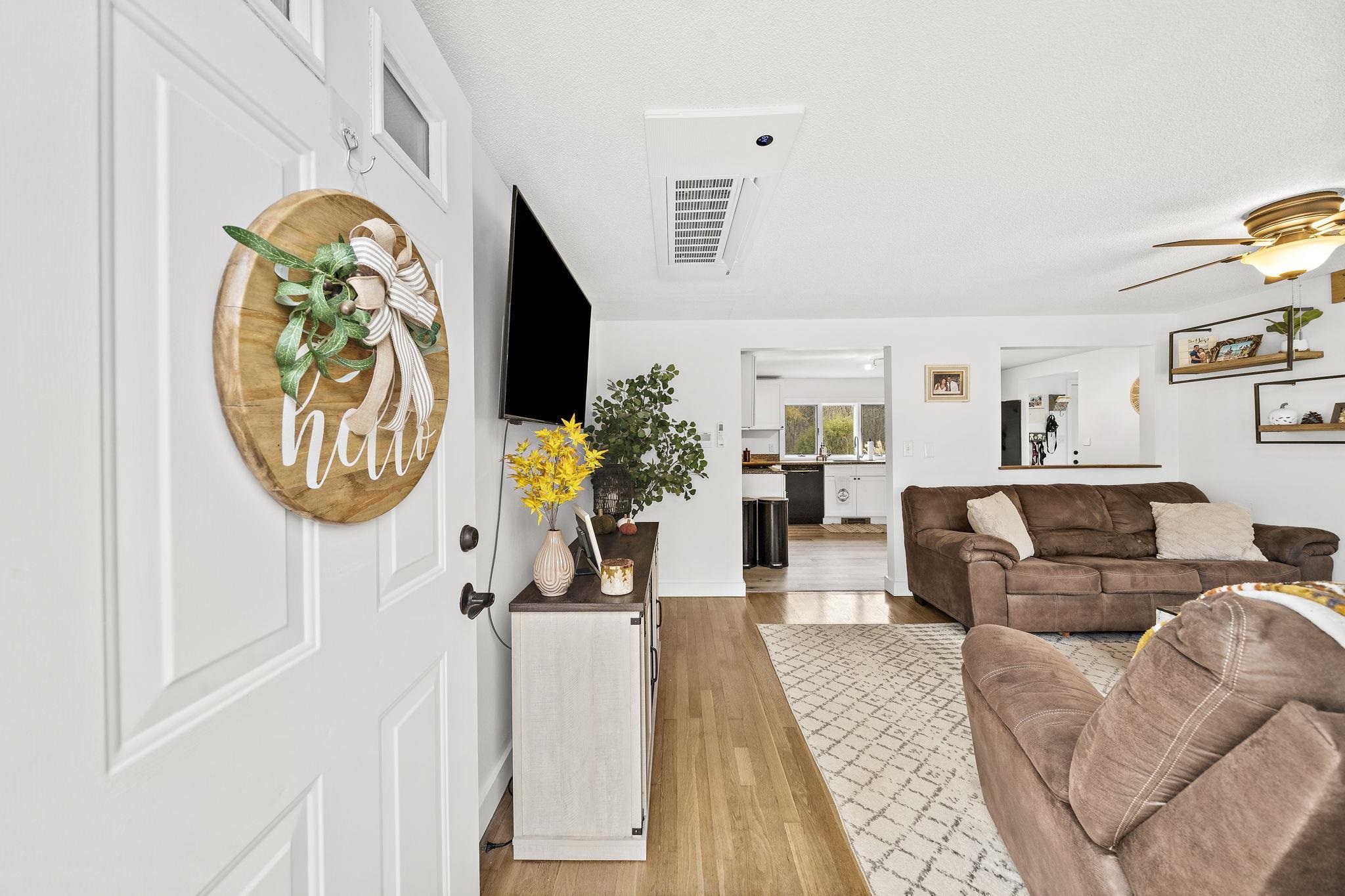 2 Iris Avenue