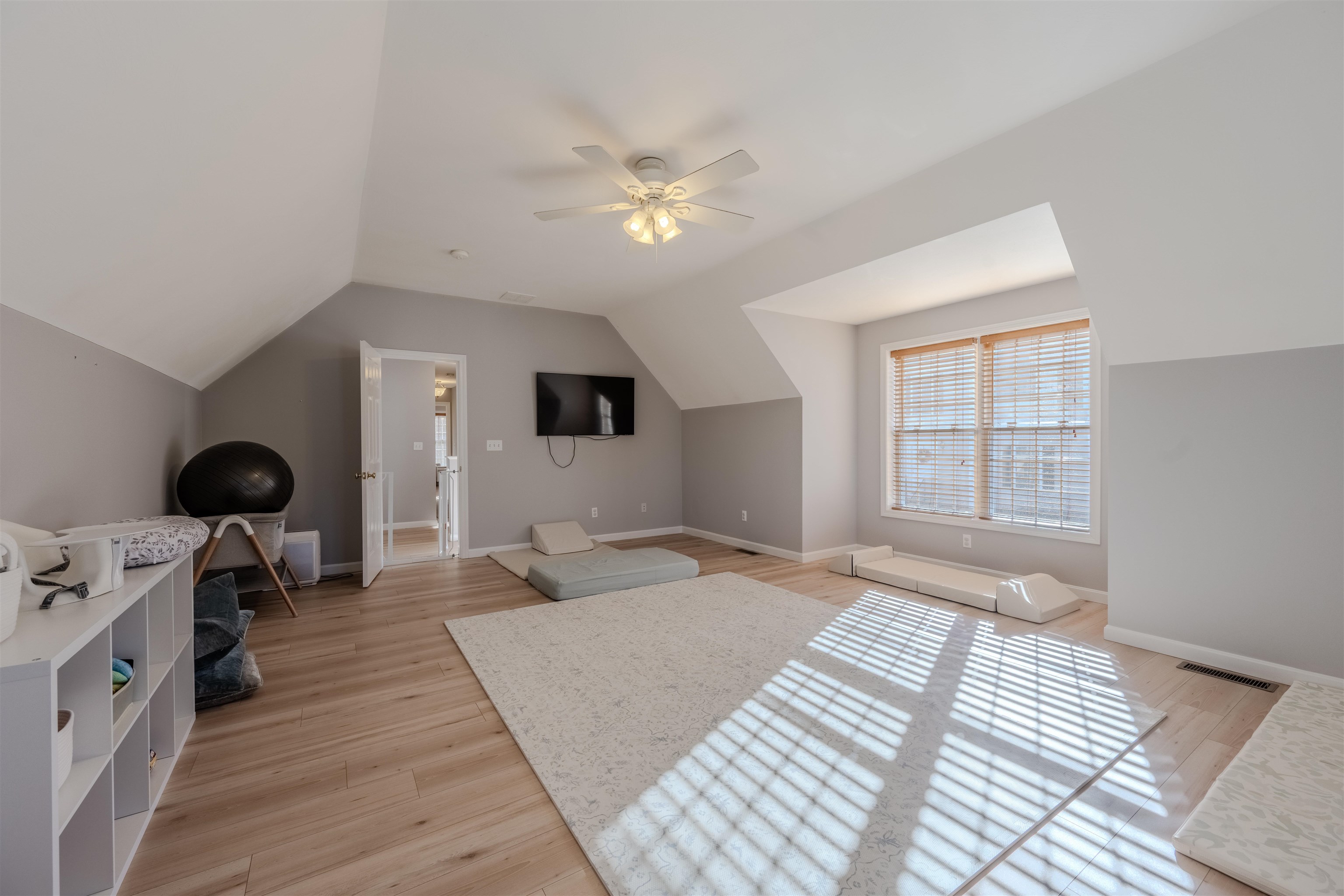 12 Forest Hill Way