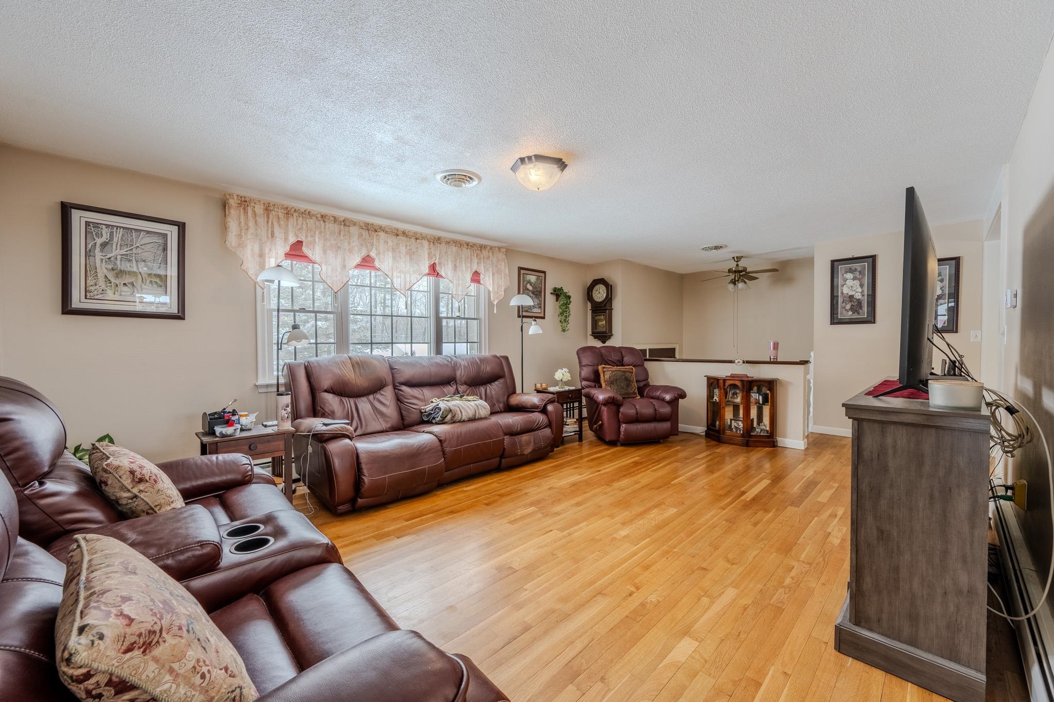15 Easthill Drive