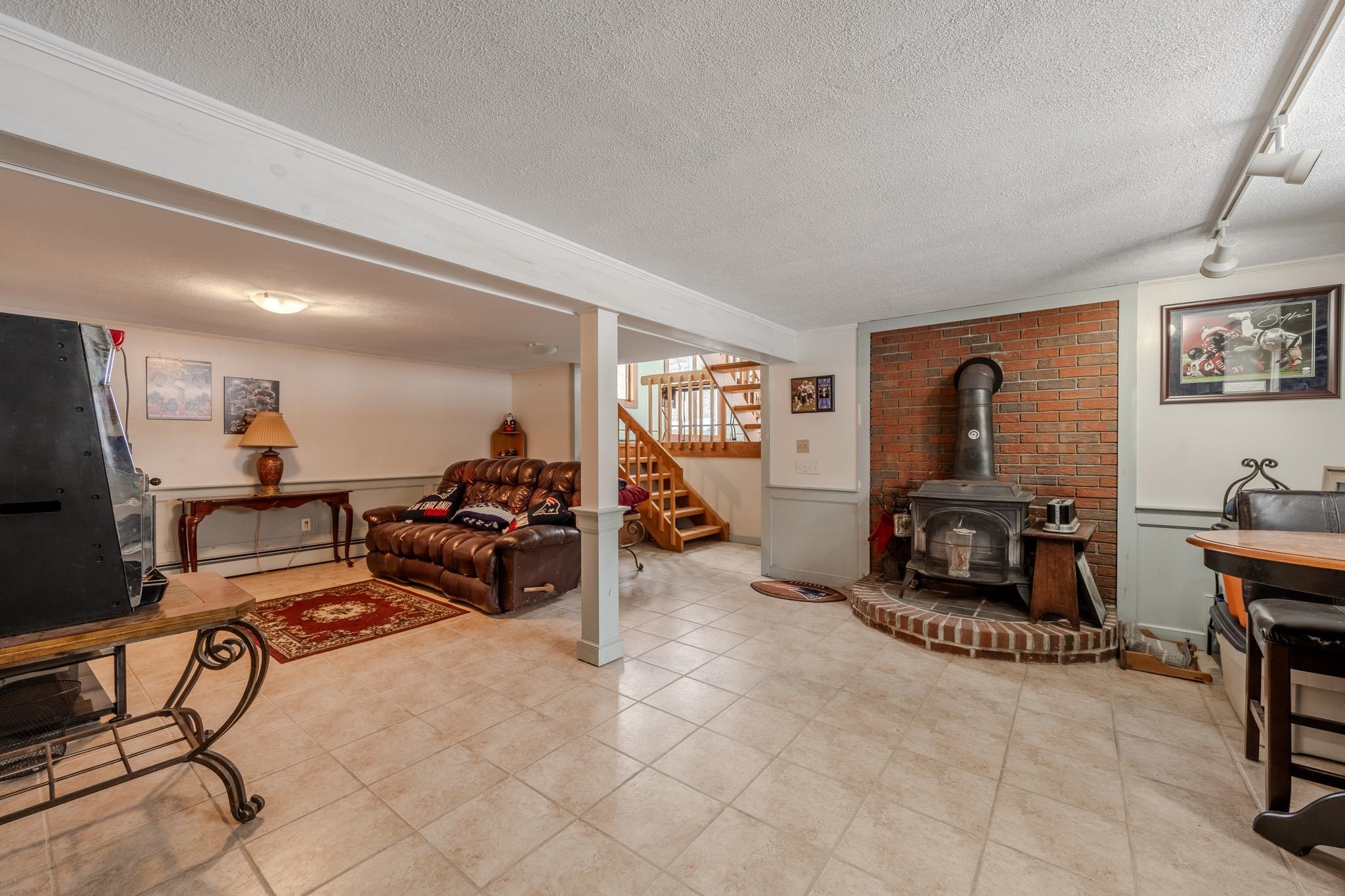15 Easthill Drive
