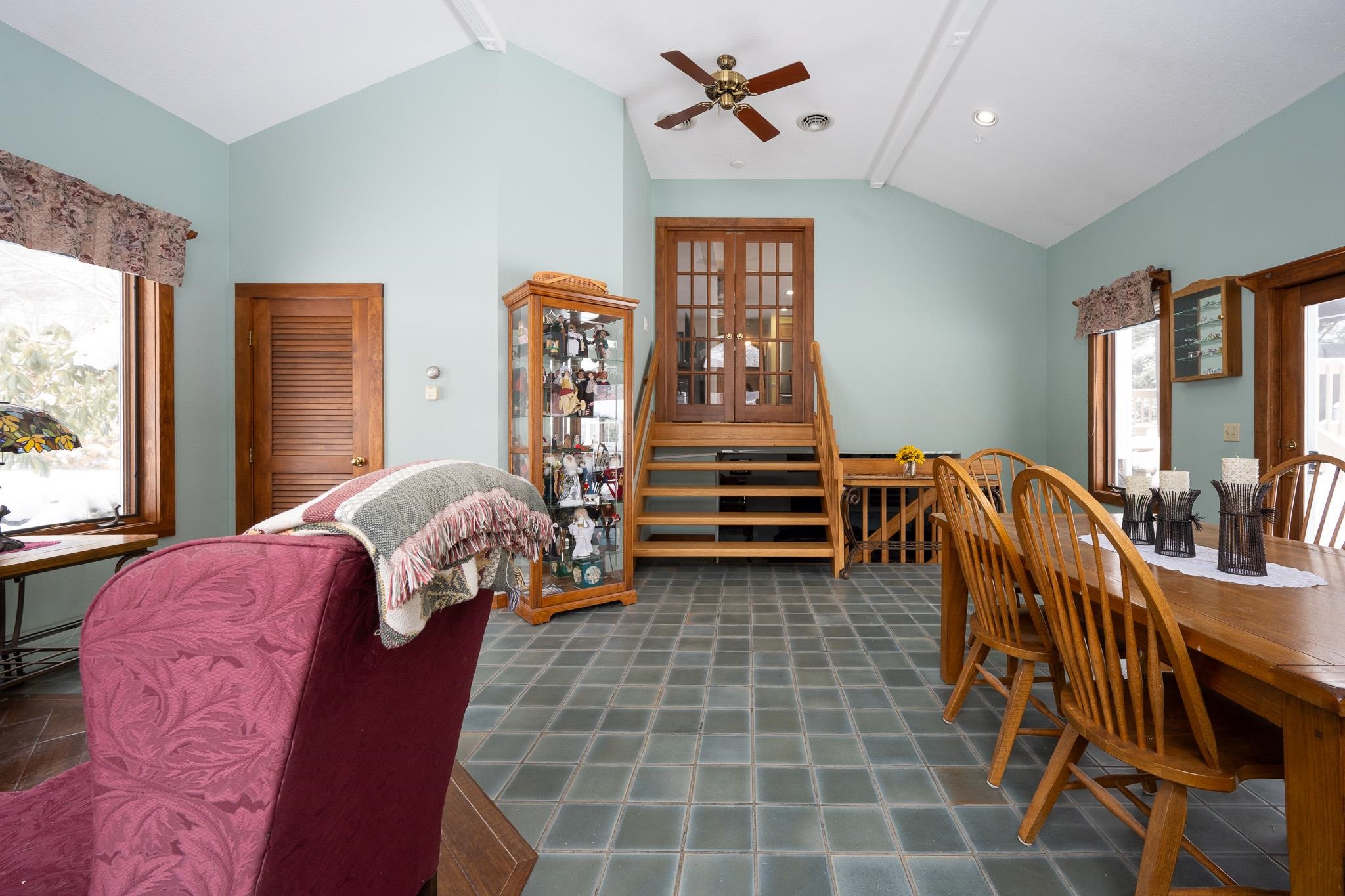 15 Easthill Drive