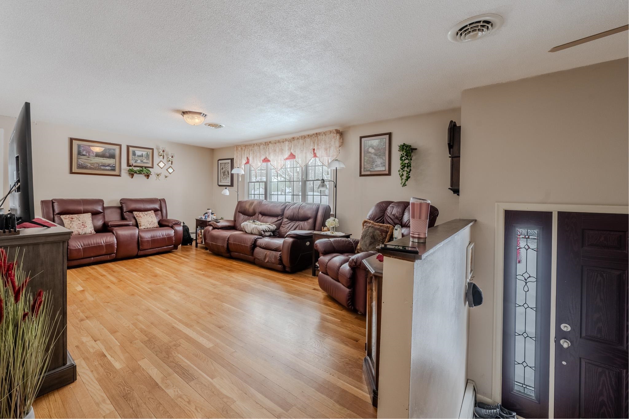15 Easthill Drive