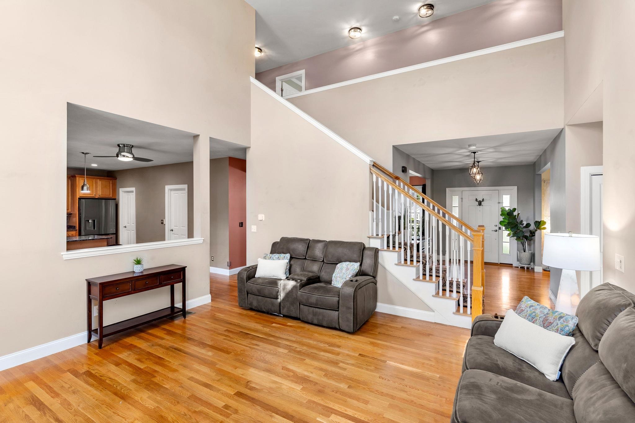30 Hunter Mill Way