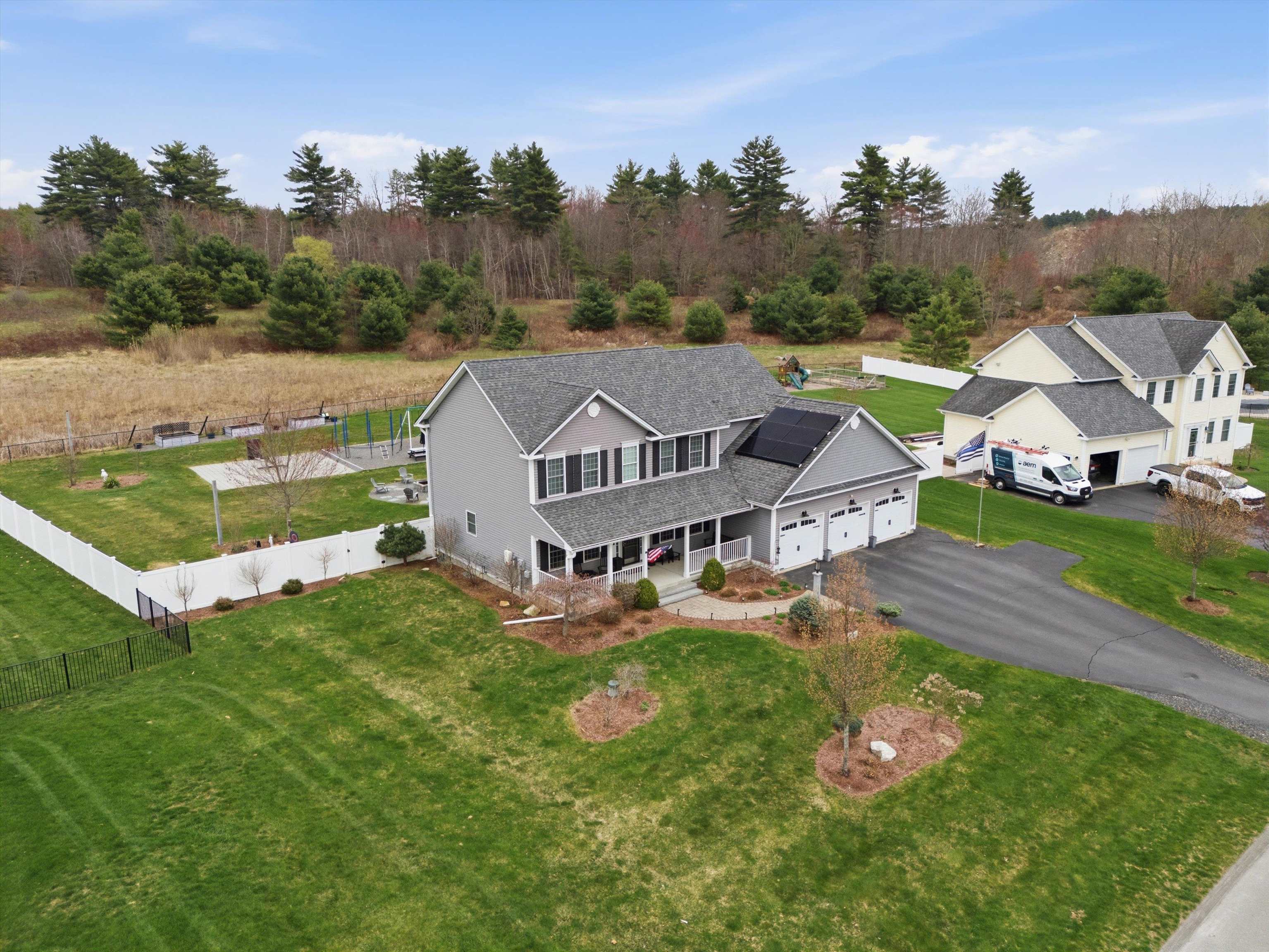 30 Hunter Mill Way