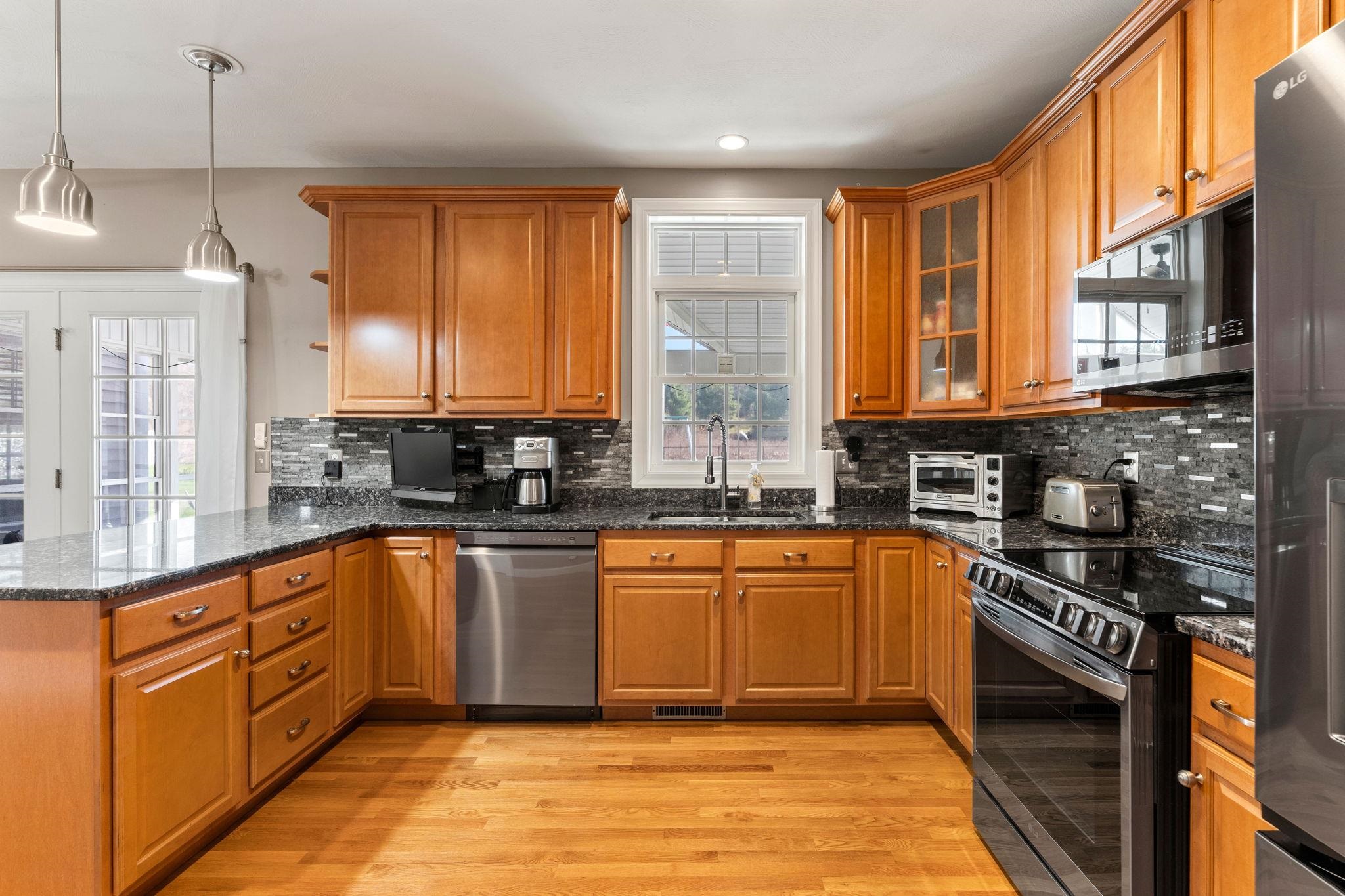 30 Hunter Mill Way