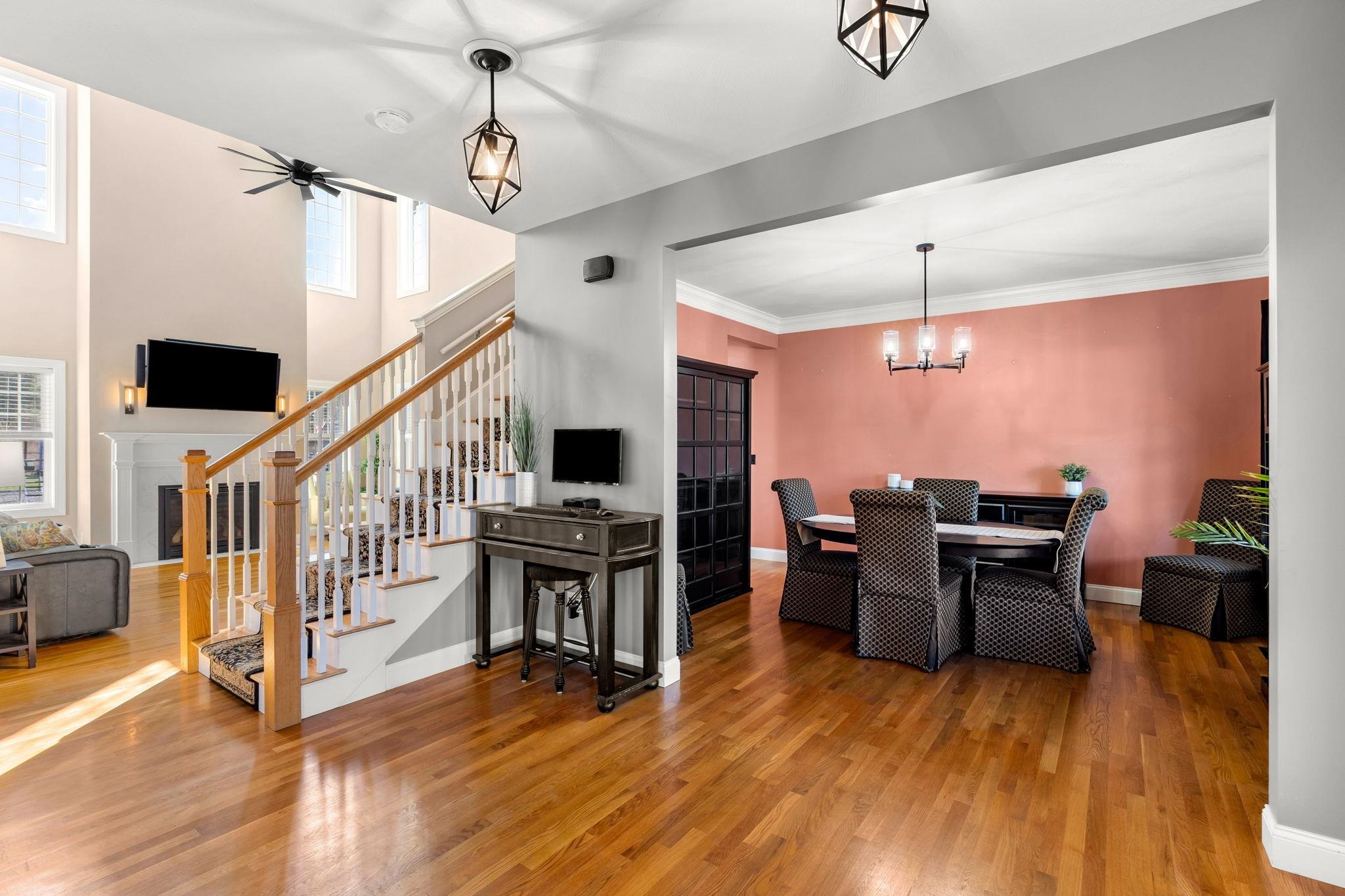 30 Hunter Mill Way