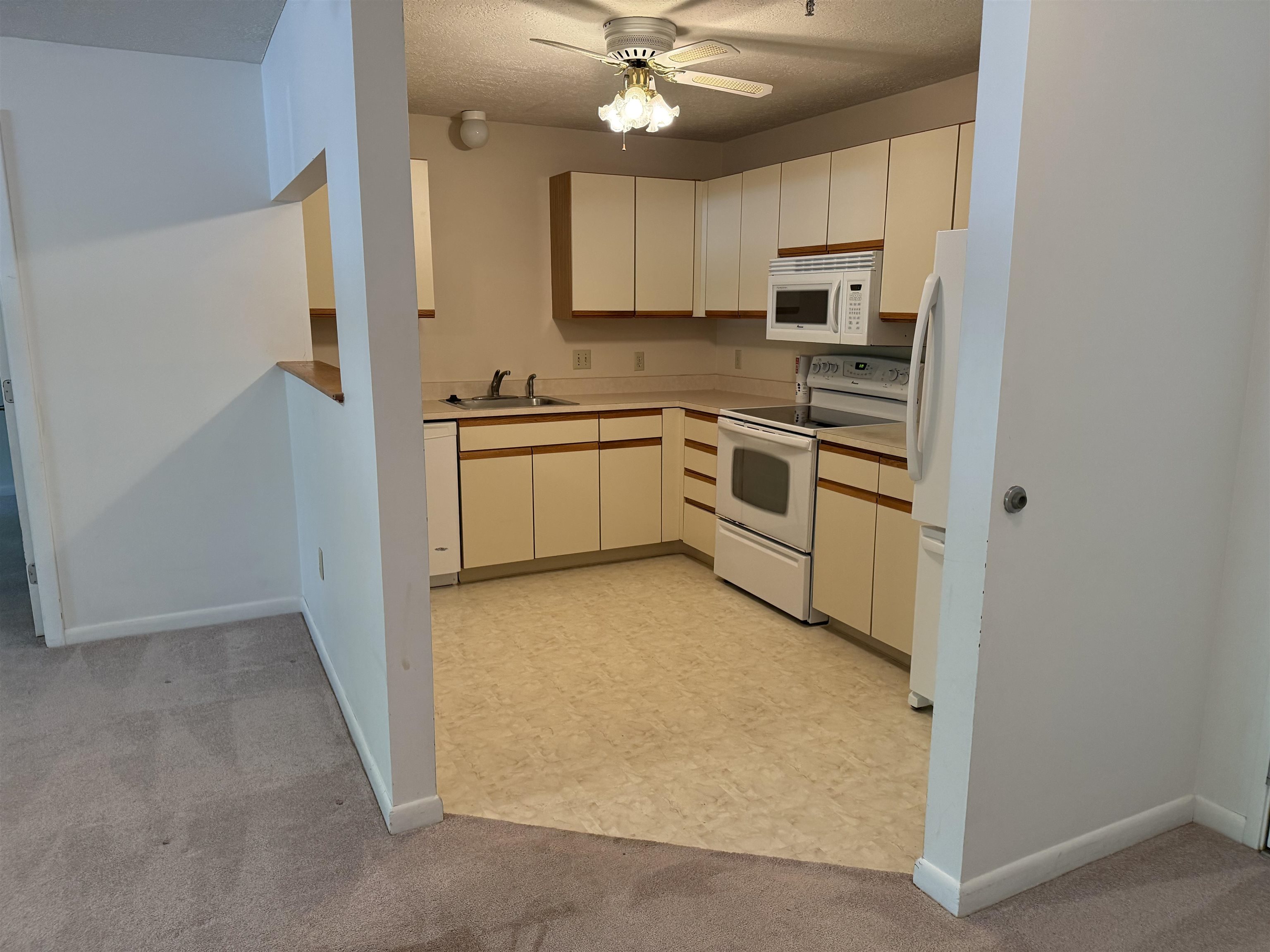 300 Candlewood Park Unit: 314