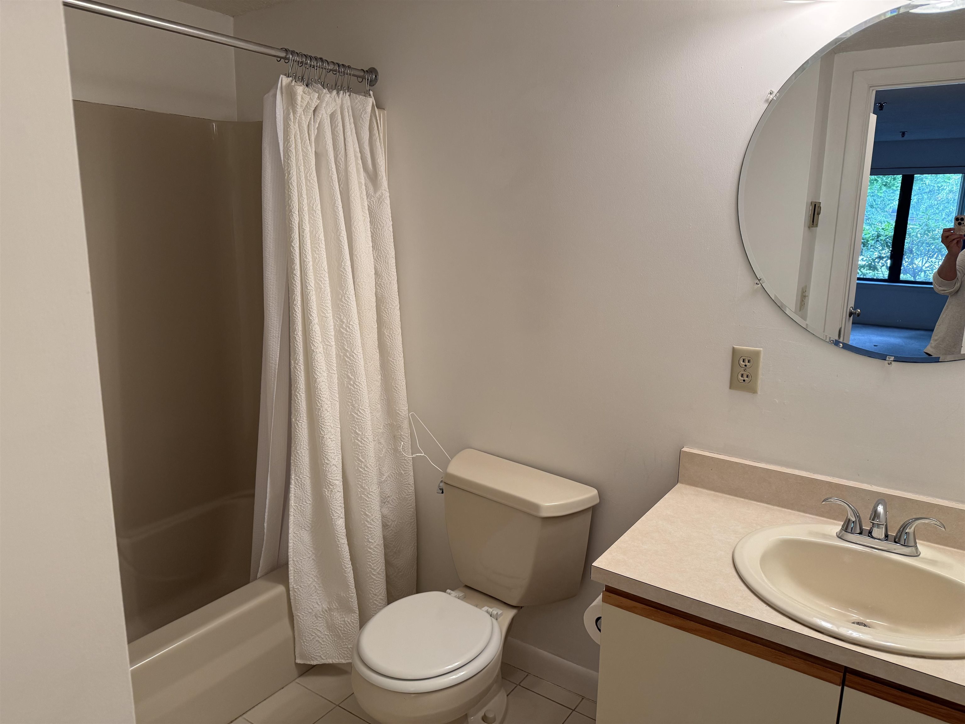 300 Candlewood Park Unit: 314
