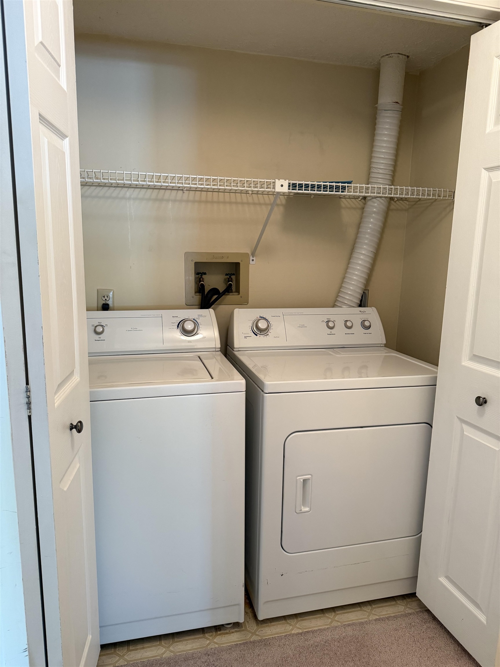 300 Candlewood Park Unit: 314
