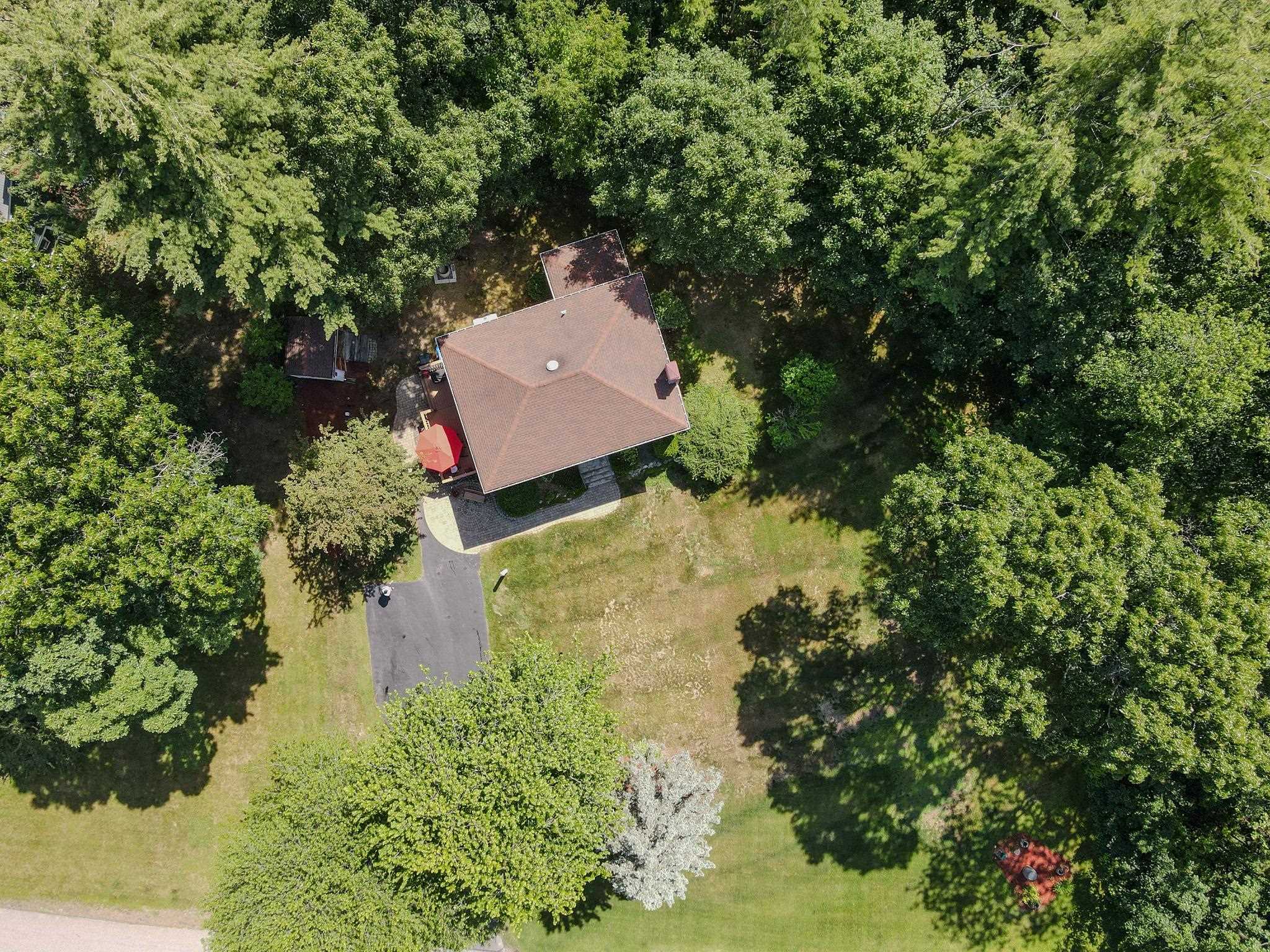 2 Paula Avenue