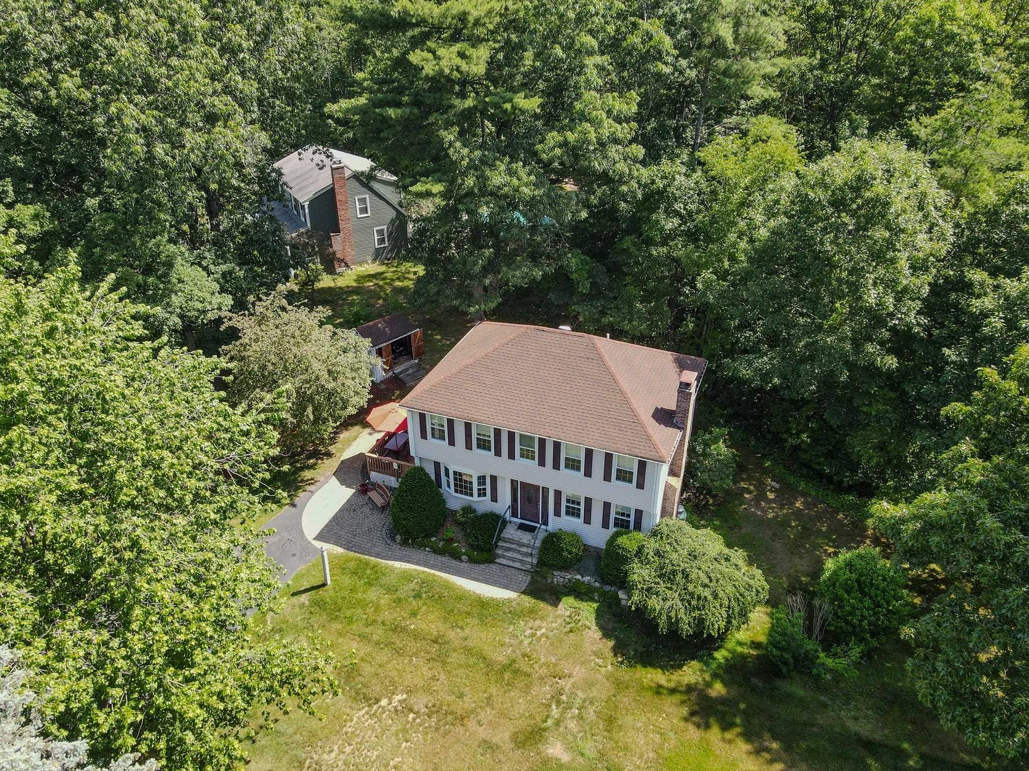 2 Paula Avenue