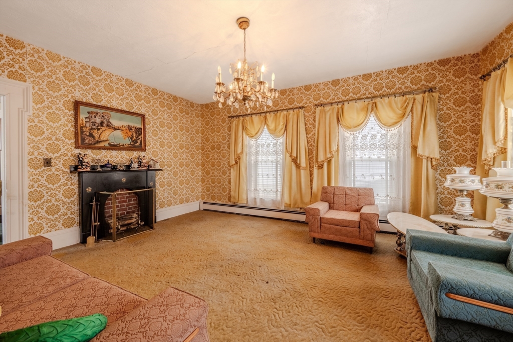 34-36 Linden St