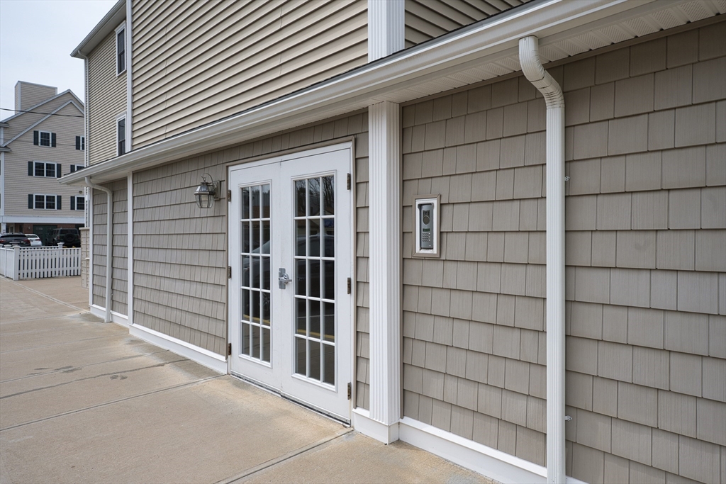15 Church St # 204