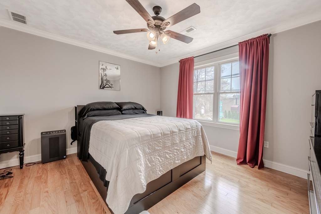 15 Church St # 204