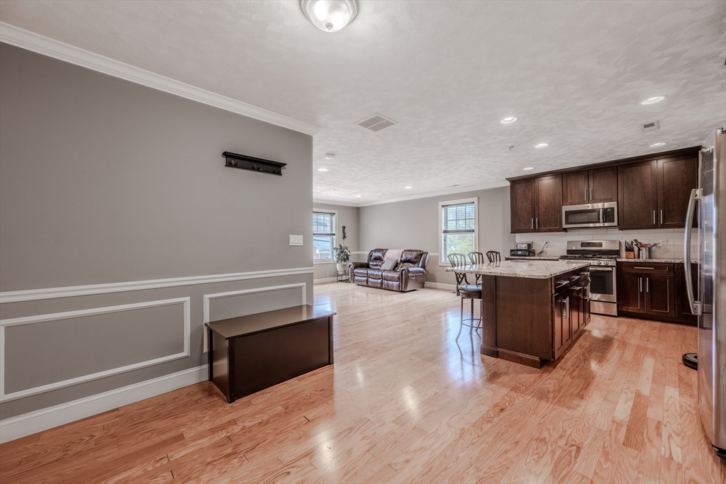 15 Church St # 204