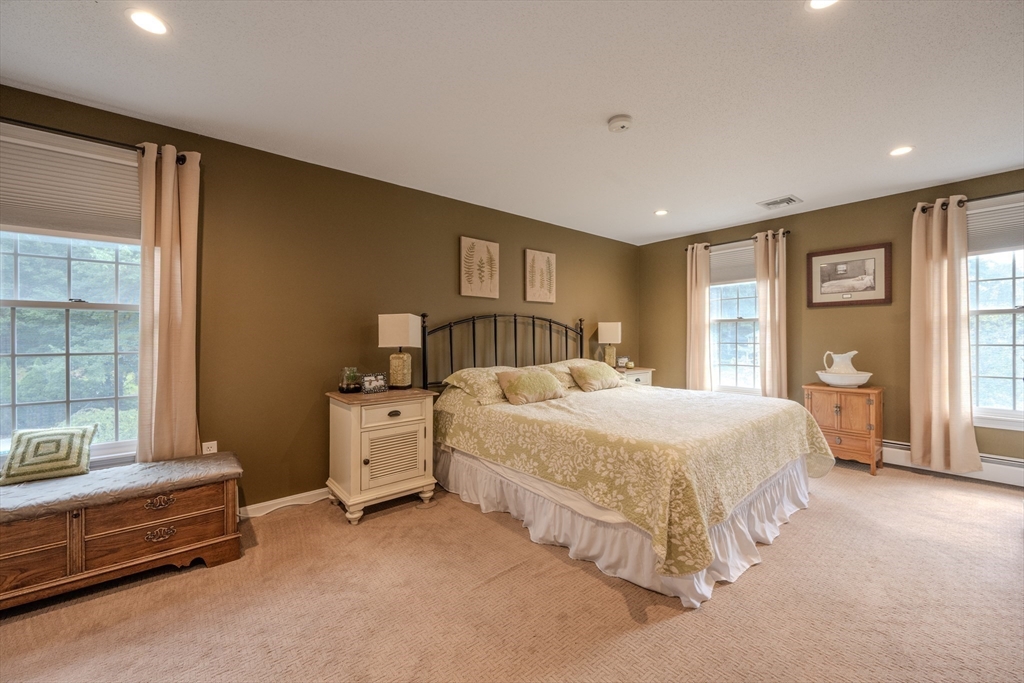 155 Heather Rd