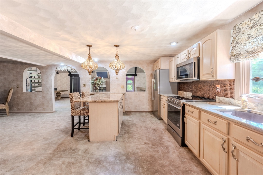 441 Windham Rd