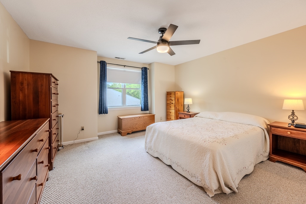 64 Tennis Plaza Rd # 4