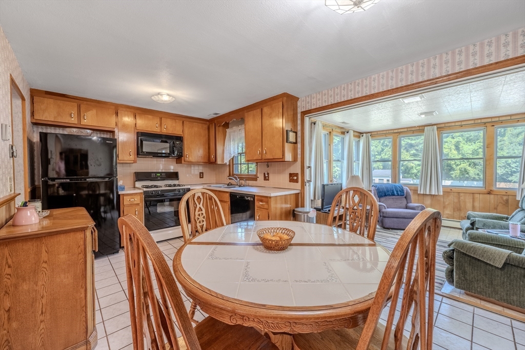 69 Forest Park Rd