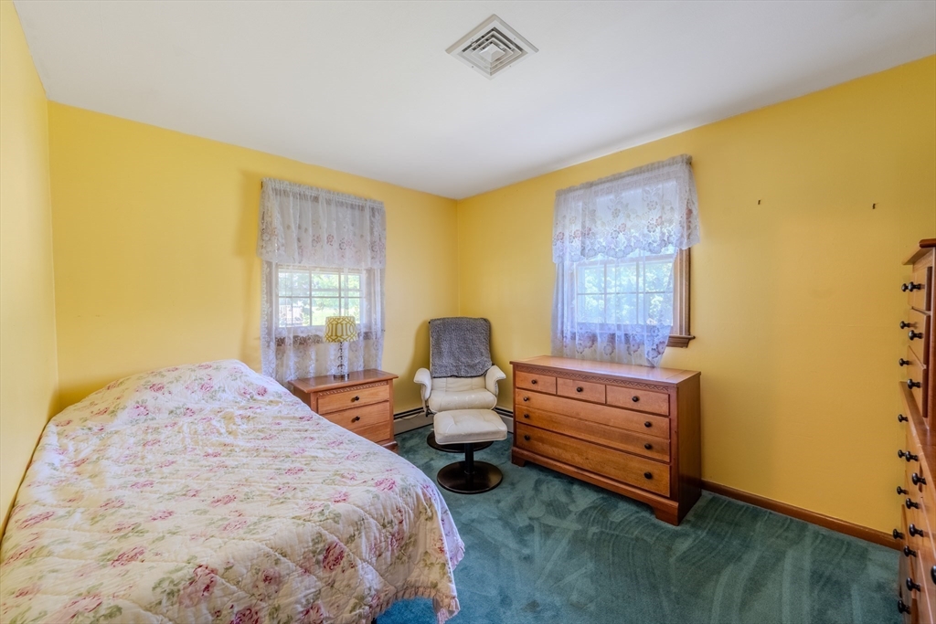 69 Forest Park Rd