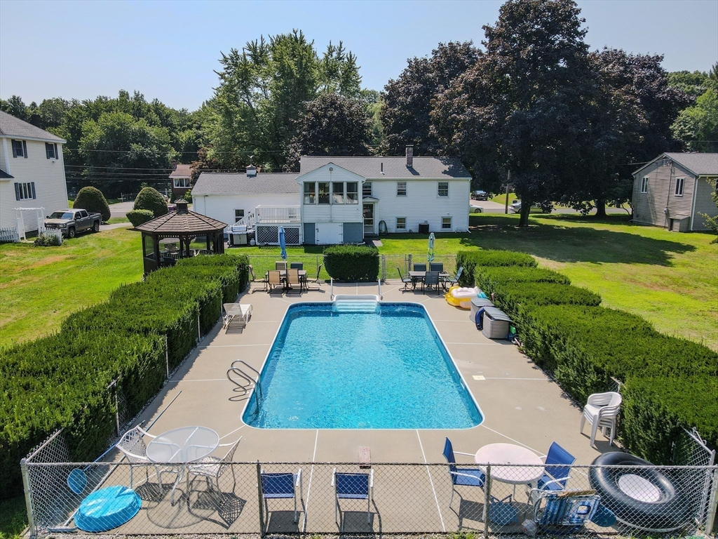 69 Forest Park Rd
