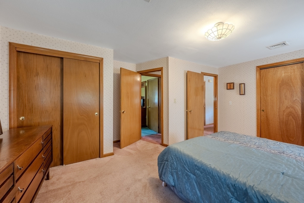 69 Forest Park Rd