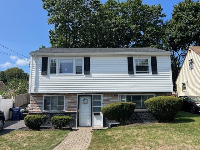 9 Desmond Rd