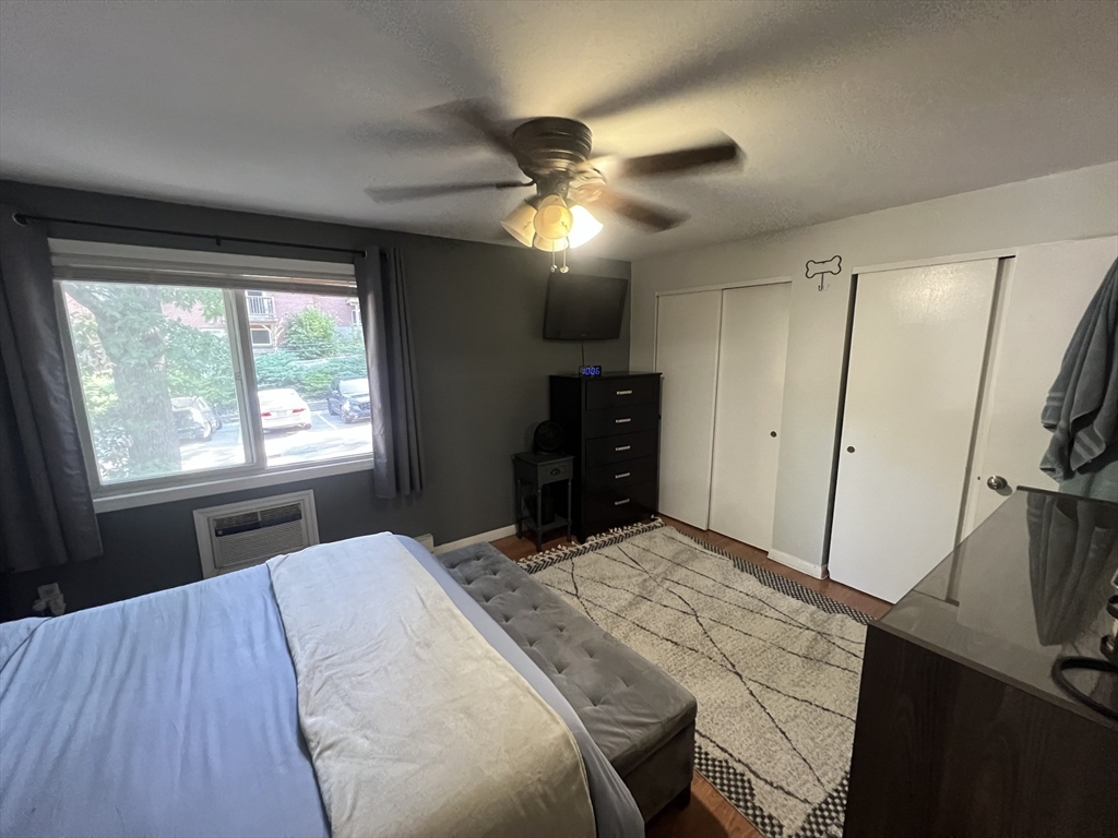 645 Robbins Ave # 50