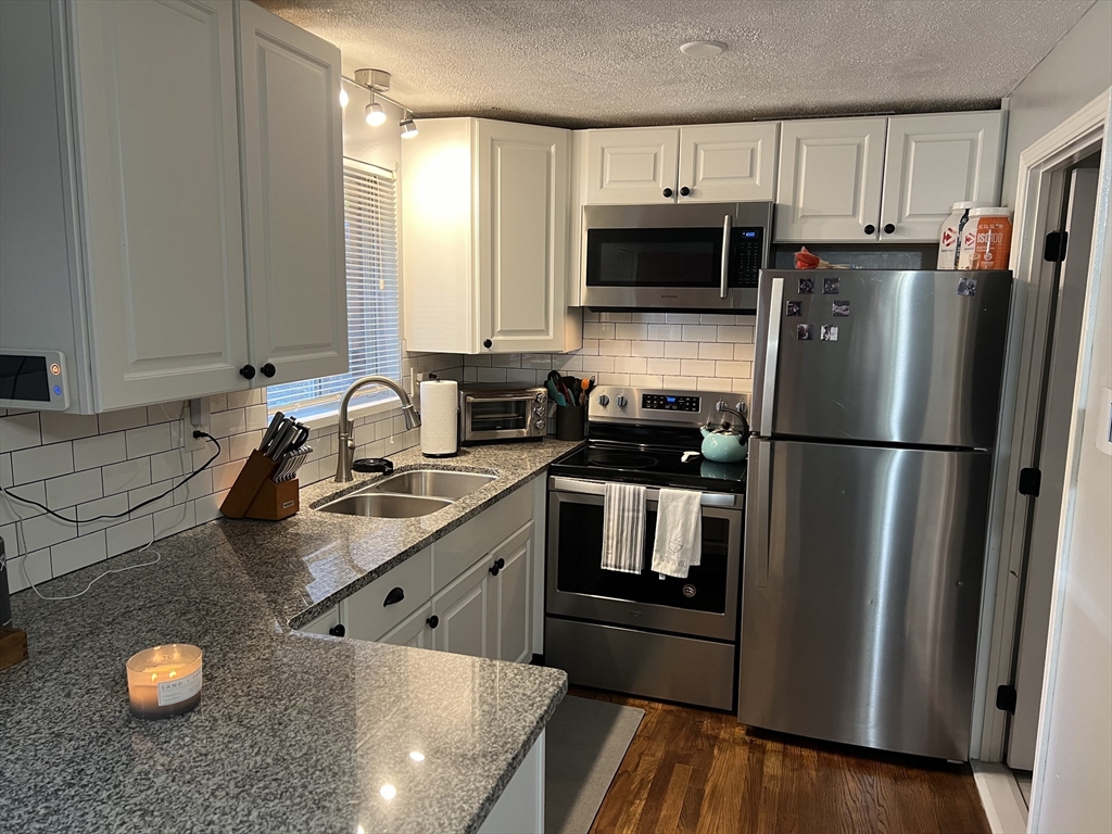 645 Robbins Ave # 50