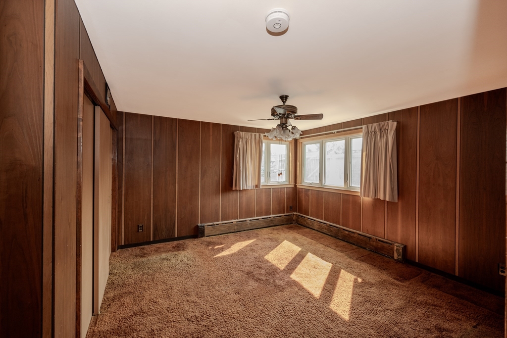 11 Huron St