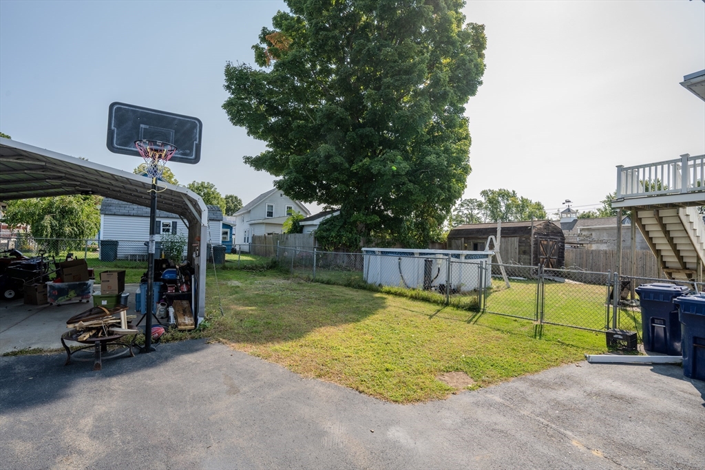 11 Huron St