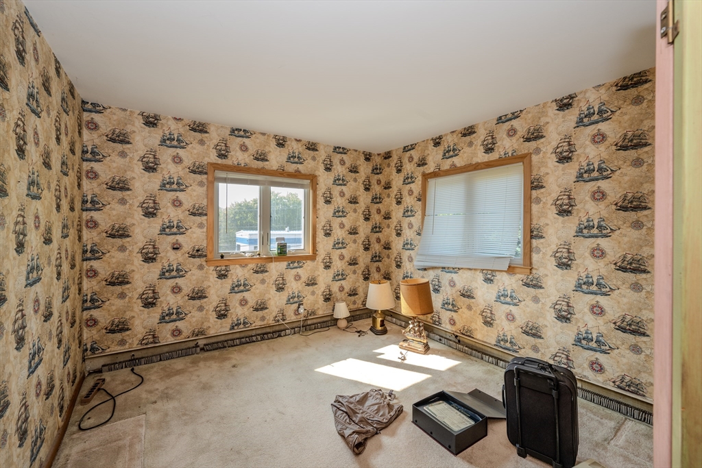 11 Huron St