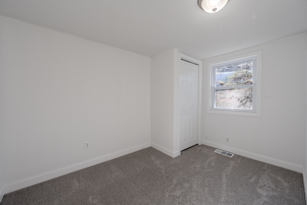 7 Pleasant St