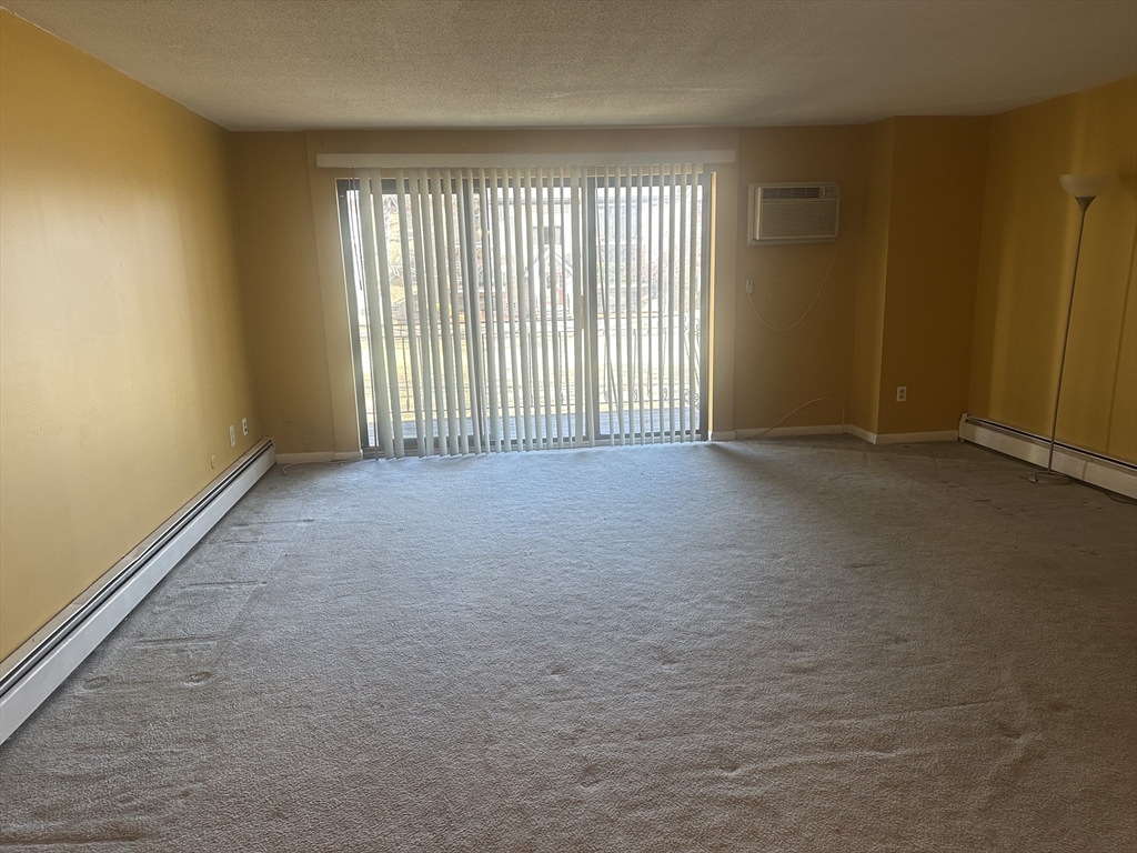 303 Pawtucket Blvd # 13