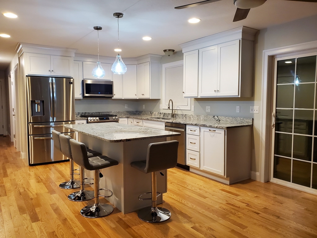 28 Hayfield Rd
