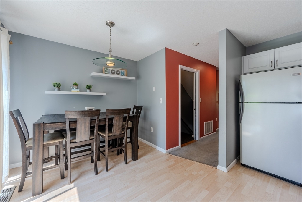 95 Tennis Plaza Rd # 27